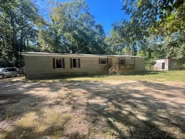 54142 445 Highway, Loranger, LA 70446