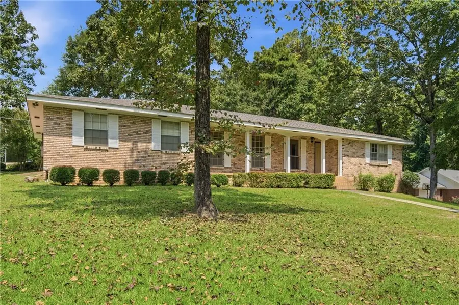 118 W Lakeside Drive, Hattiesburg, MS 39402 - #2