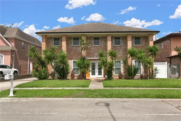 3816 Jean Lafitte Parkway, Chalmette, LA 70043