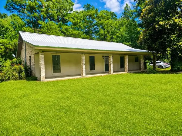 11214 Pine Ridge Circle, Bogalusa, LA 70427