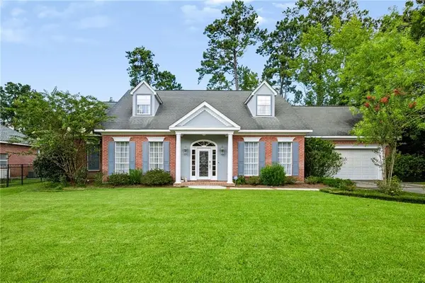 88 Longwood Drive, Mandeville, LA 70471