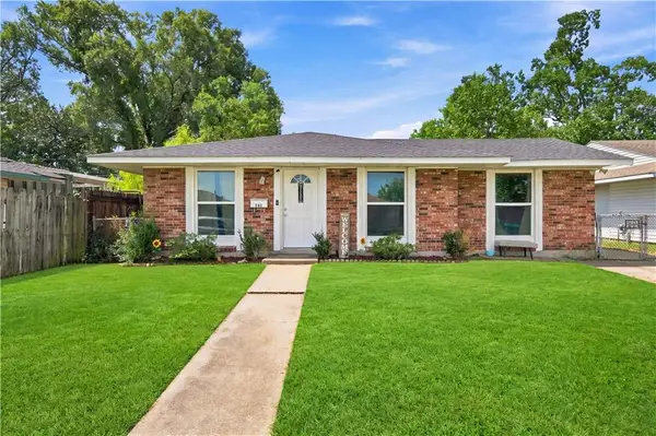 141 Helen Drive, Avondale, LA 70094