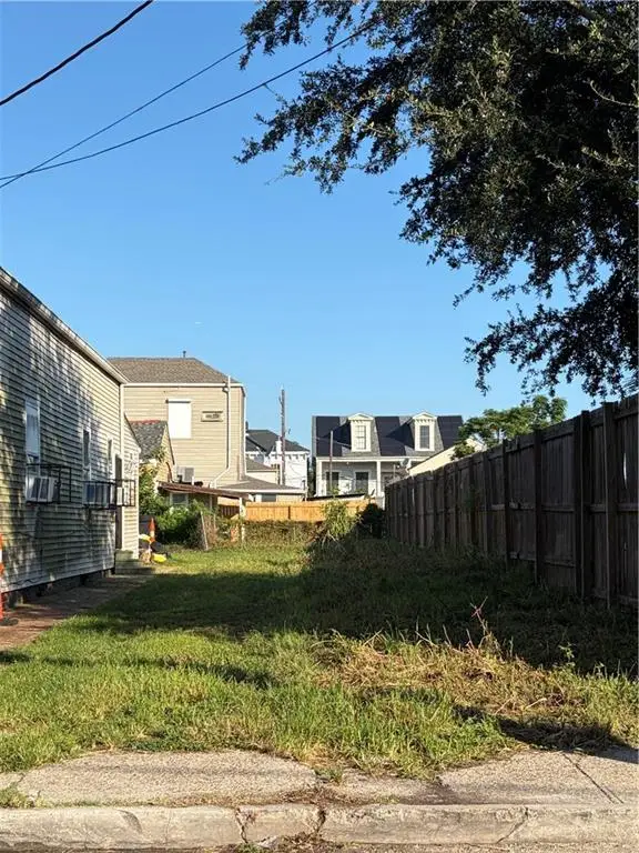 2023 S Liberty Street, New Orleans, LA 70113