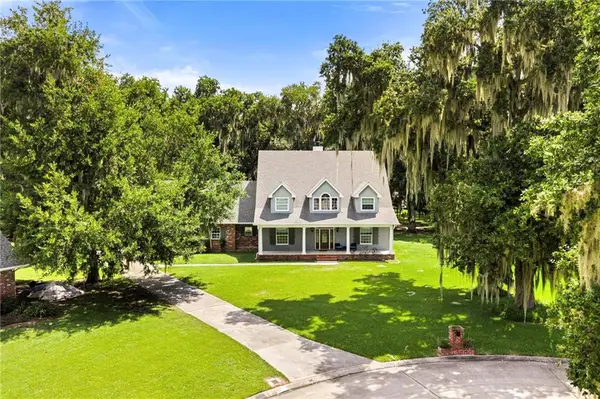 965 Jason Drive, Belle Chasse, LA 70037