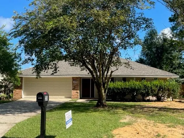 208 Lake Village Boulevard, Slidell, LA 70461 - #1