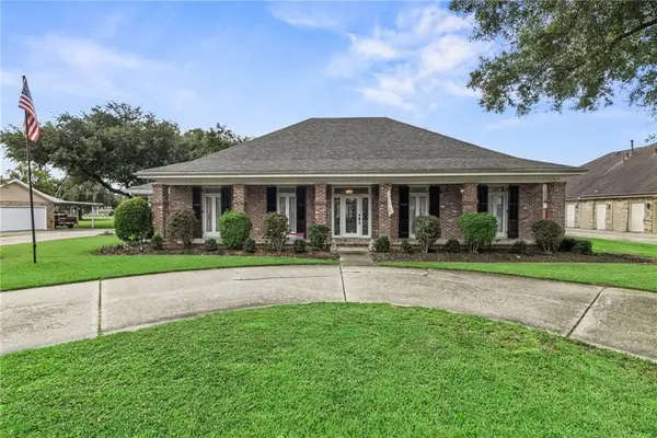10 E Woodlawn Drive, Destrehan, LA 70047