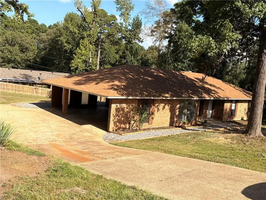 240 Milky Way Drive, Pineville, LA 71360 - #2