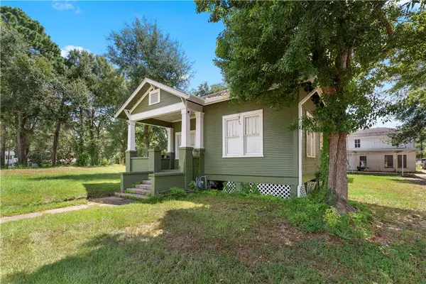1304 Donahue Ferry Road, Pineville, LA 71360