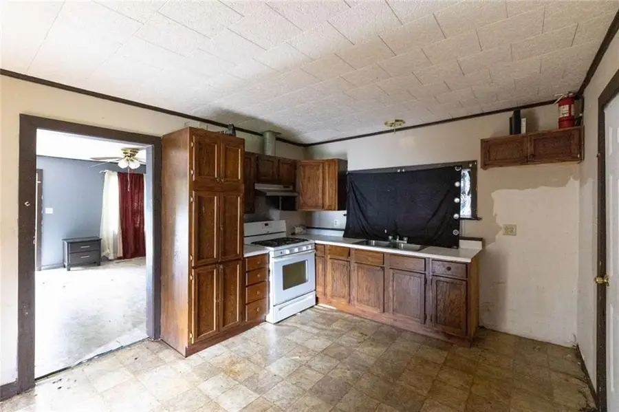 417 8th Street, Abbeville, LA 70510 - #2