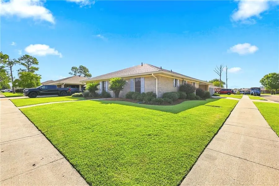 405 Mary Hughes Drive, Houma, LA 70363 - #2