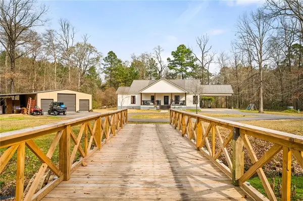 54 Indian Creek Road, Woodworth, LA 71485