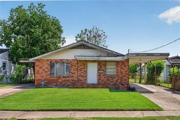151 a&b Cris Laur Drive, Harahan, LA 70123