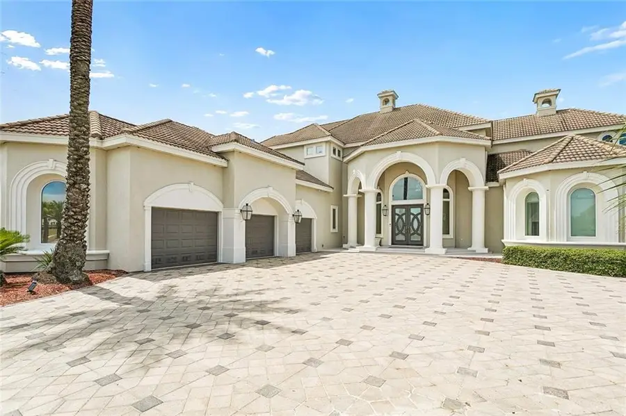 2065 S Lakeshore Boulevard, Slidell, LA 70461 - #2