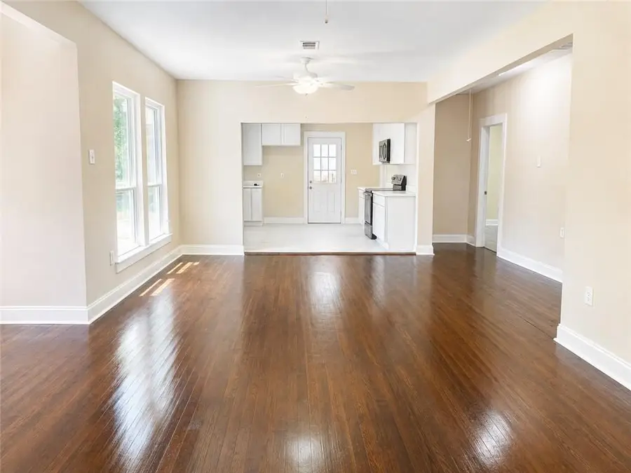 207 Pine Street, Denham Springs, LA 70726 - #3