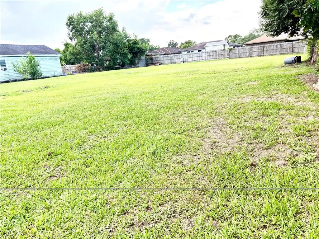 4622 Majestic Oaks Drive, New Orleans, LA 70126 - #1