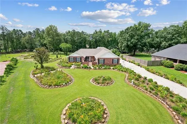 18382 Wisteria Drive, Ponchatoula, LA 70454 - #1