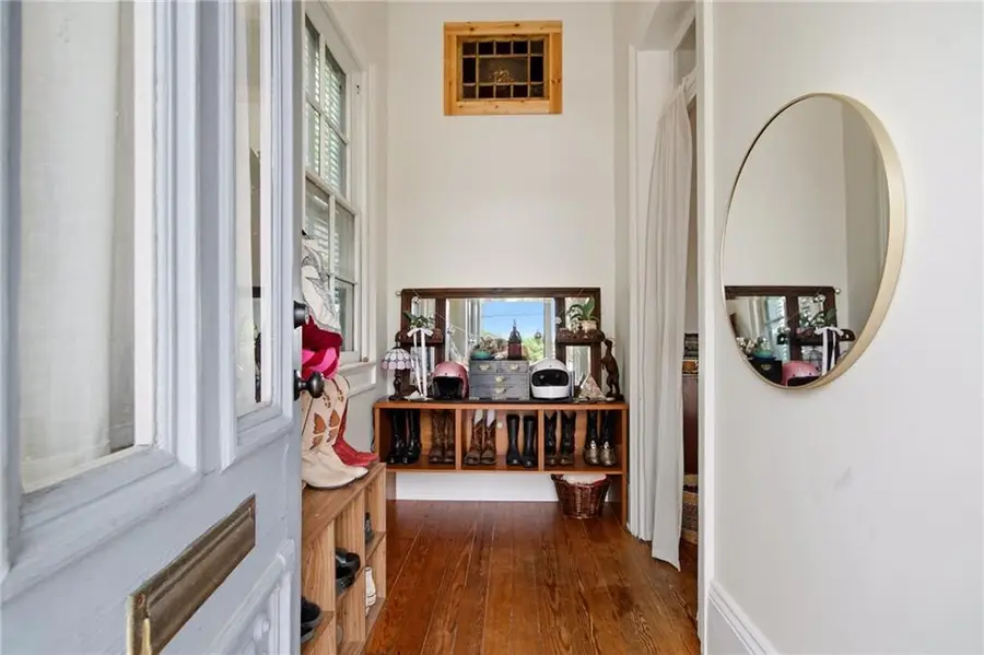 5118 Burgundy Street, New Orleans, LA 70117 - #2