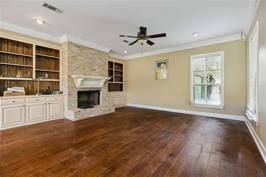 1842 W Carriage House Drive, Baton Rouge, LA 70815 - #2