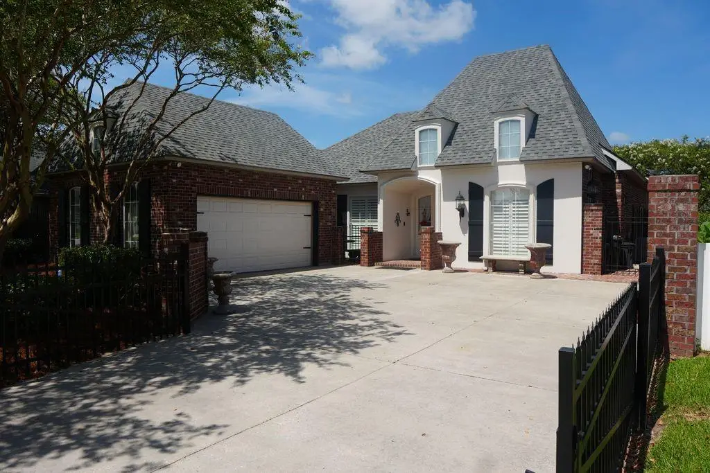 174 Sugarwood Boulevard, Houma, LA 70360 - #1