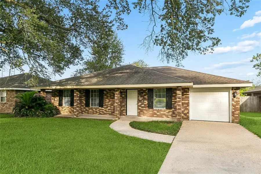 402 Barton Avenue, Luling, LA 70070 - #2