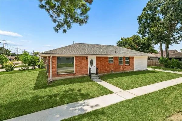 1524 Carnation Avenue, Metairie, LA 70001