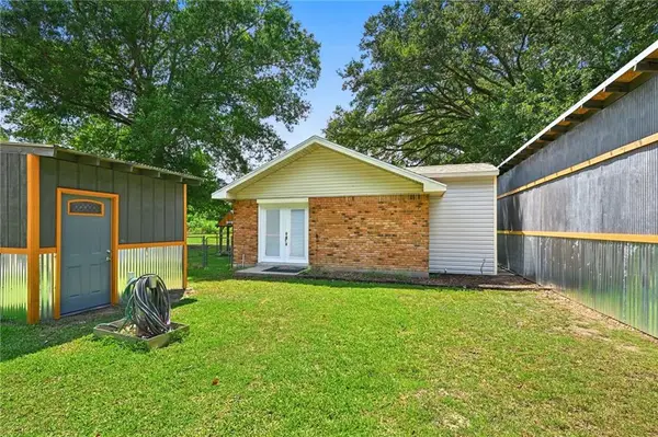 34506 Max Mercer Road, Pearl River, LA 70452