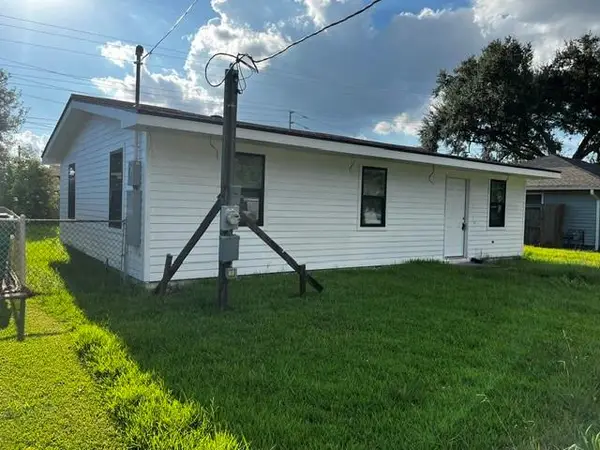 9 Tulip Drive, Gretna, LA 70053