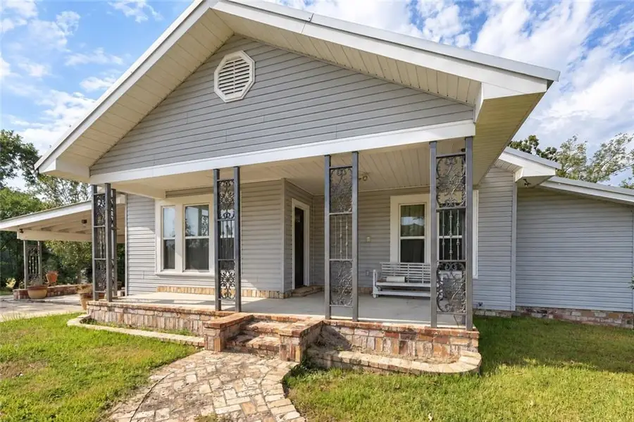 424 W Main Street, Winnfield, LA 71483 - #2