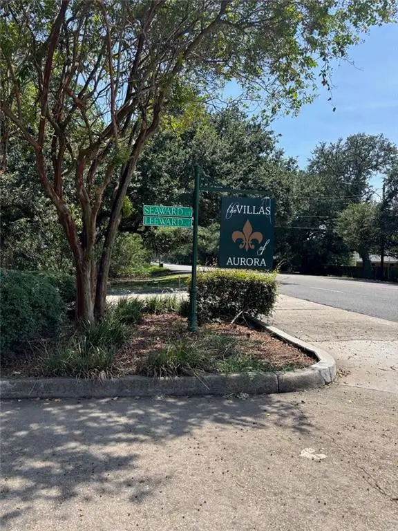 2 Seaward Court, New Orleans, LA 70131