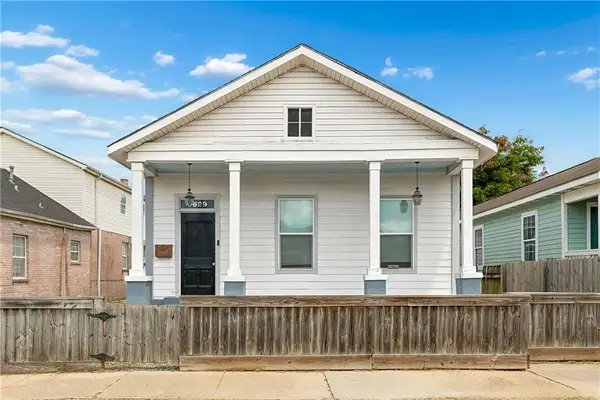 8629 Hickory Street, New Orleans, LA 70118
