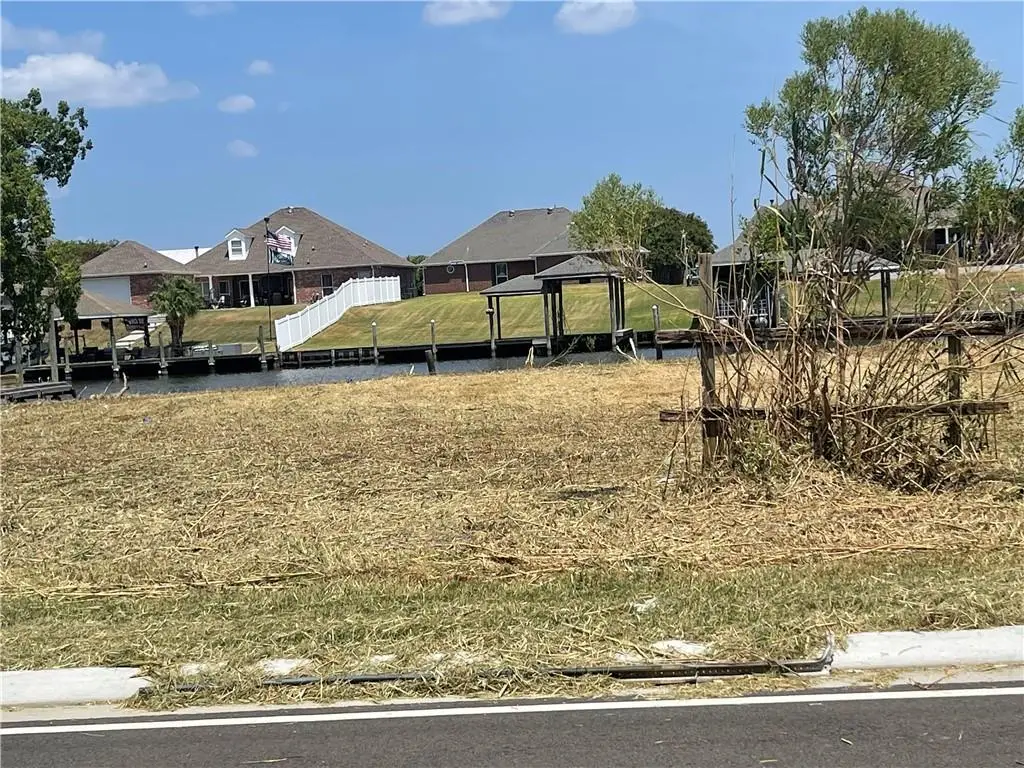 190 Lakeview Drive, Slidell, LA 70458 - #1