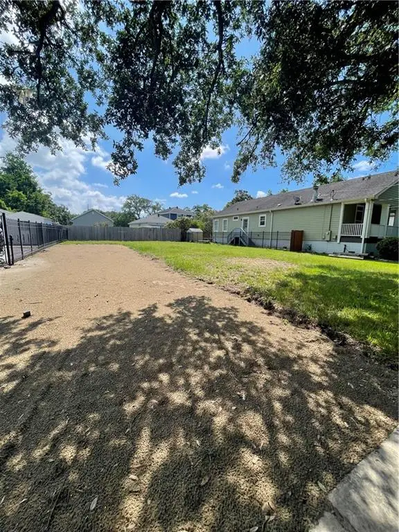 4527 Paris Avenue, New Orleans, LA 70122 - #2