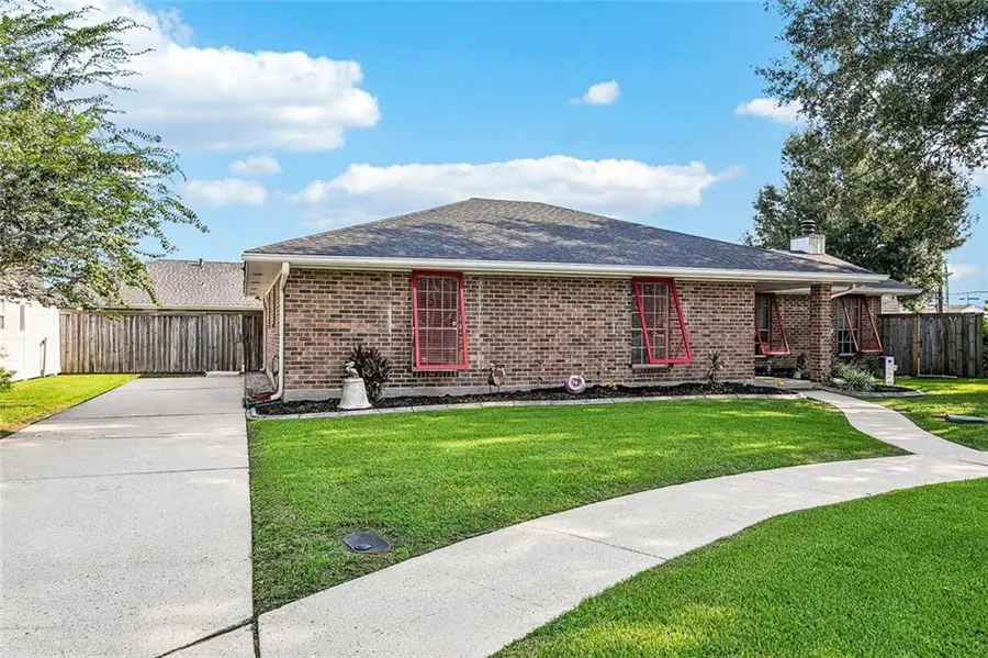 22 Grandbay Court, Kenner, LA 70065 - #2