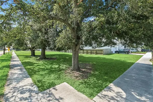 1625 Schnell Drive, Arabi, LA 70032
