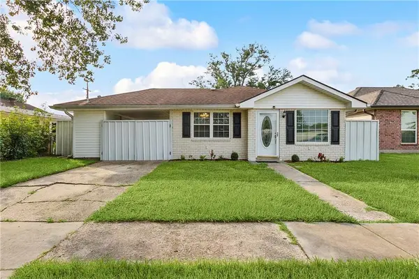 2049 Livaccari Drive, Violet, LA 70092