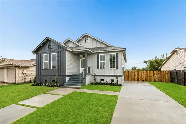 14111 Knightway Drive, New Orleans, LA 70128