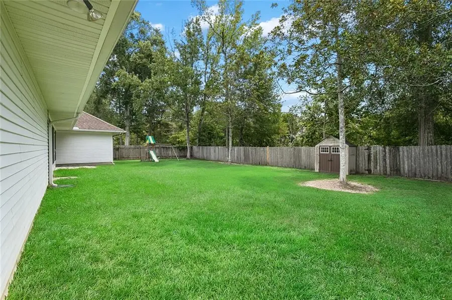 6039 Chateau Loire Circle, Mandeville, LA 70448 - #2