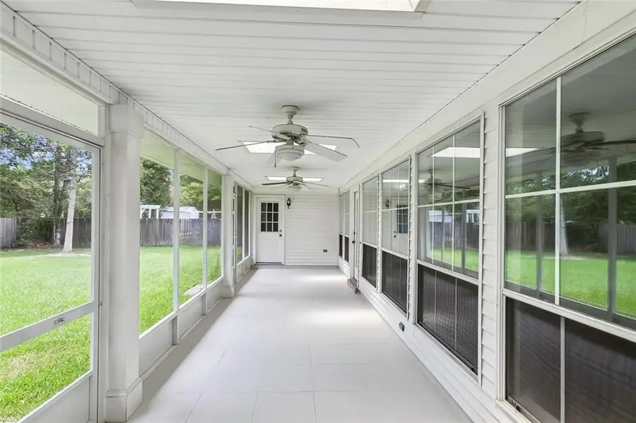 6039 Chateau Loire Circle, Mandeville, LA 70448 - #3
