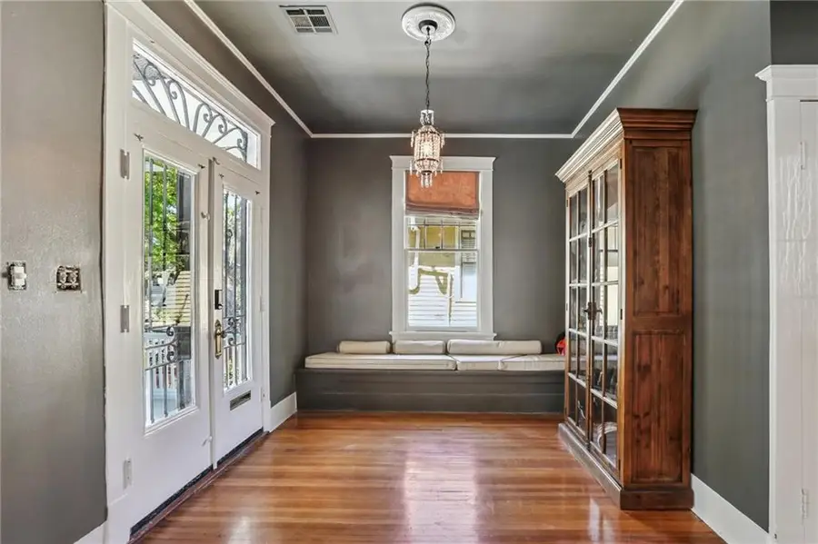2401 Octavia Street, New Orleans, LA 70115 - #2