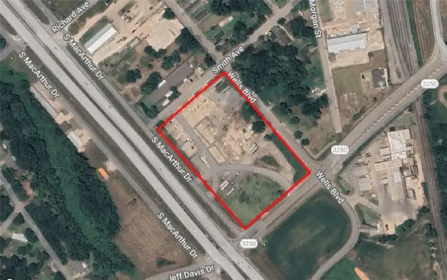 5215 Macarthur Drive, Alexandria, LA 71302 - #3