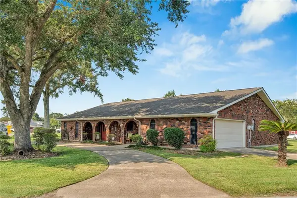 313 Santa Cruz Court, Luling, LA 70070