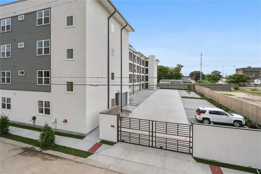 2100 Saint Thomas Street #303, New Orleans, LA 70130 - #2