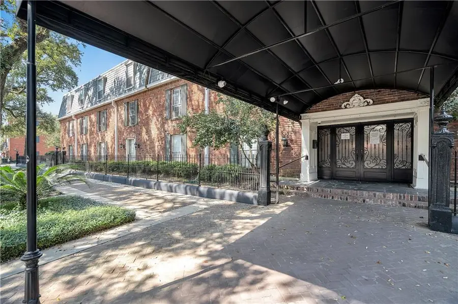 3201 St Charles Avenue #230, New Orleans, LA 70115 - #2