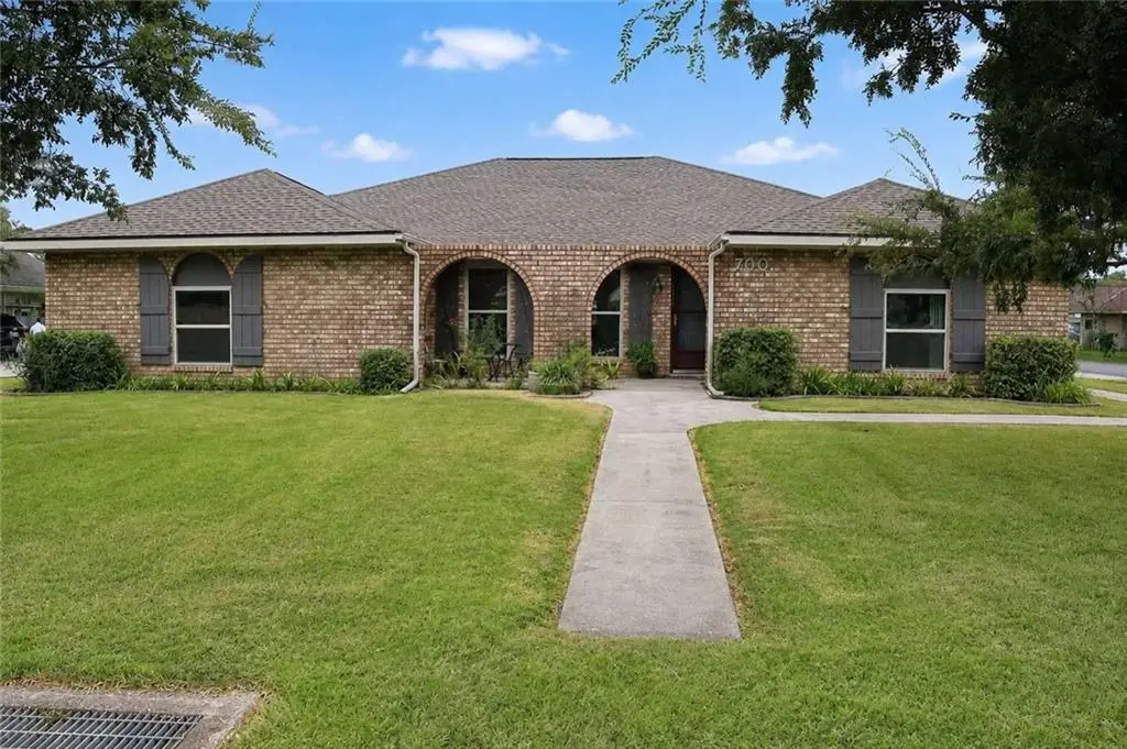700 Oak Lane, Thibodaux, LA 70301 - #1