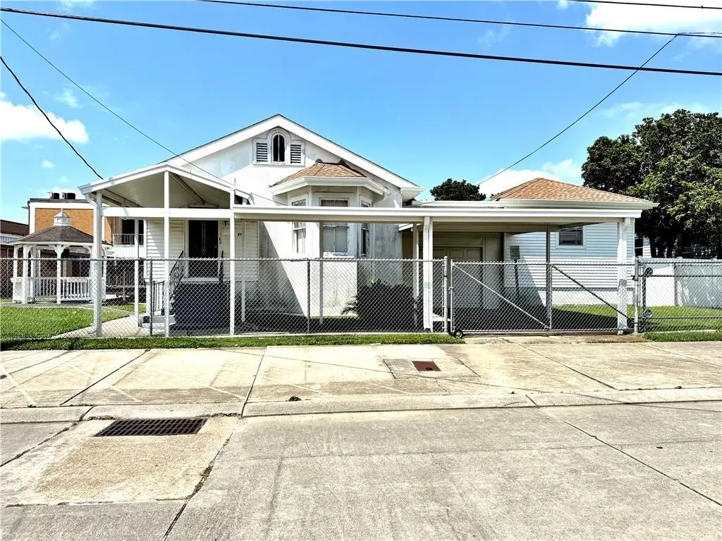 612 1st Avenue, Harvey, LA 70058 - #1