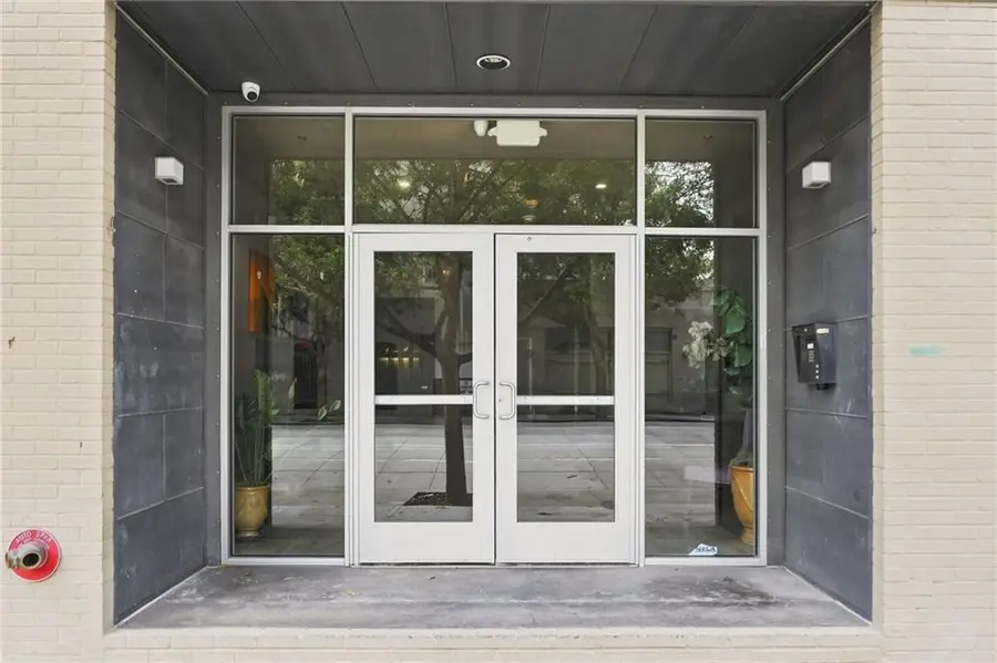 835 Julia Street #18, New Orleans, LA 70113 - #2