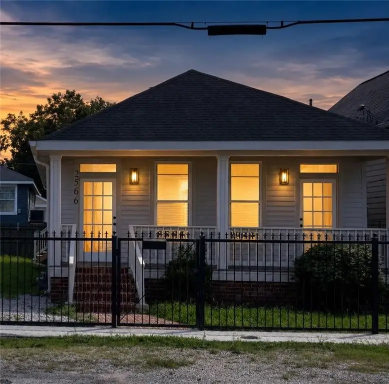 2566 N Rocheblave Street, New Orleans, LA 70117 - #2