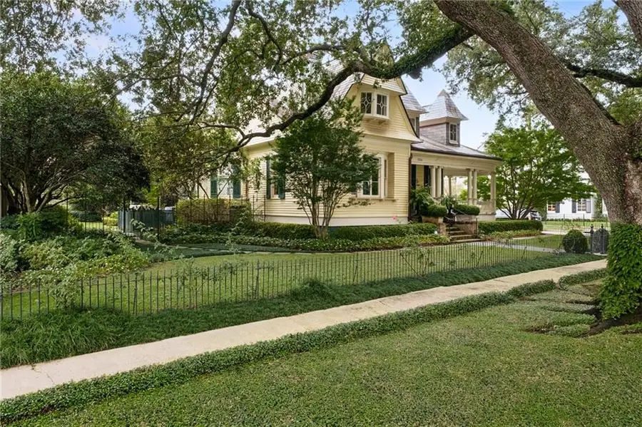 1234 Henry Clay Avenue, New Orleans, LA 70118 - #3
