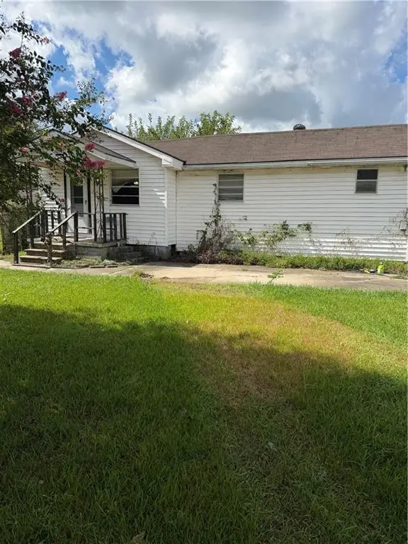 3043 Behrman Highway, New Orleans, LA 70114