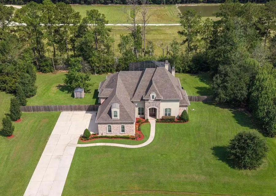 124 Heritage Oaks Boulevard, Covington, LA 70433 - #2